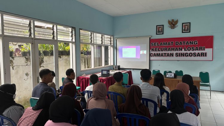 Pelaku UMKM Desa Losari Antusias Ikuti Sosialisasi Digital Empowerment Series tentang Pembuatan Konten Promosi dengan AI dan Canva